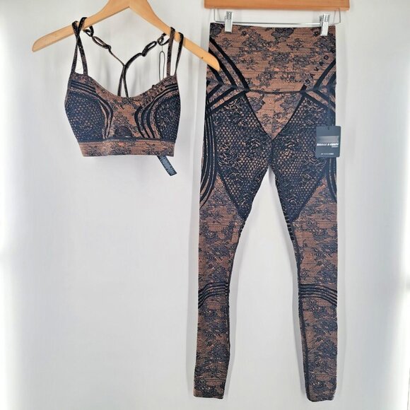 NEW Savage x Fenty Special FX Top and High-Waist Legging Size Medium - Picture 1 of 9